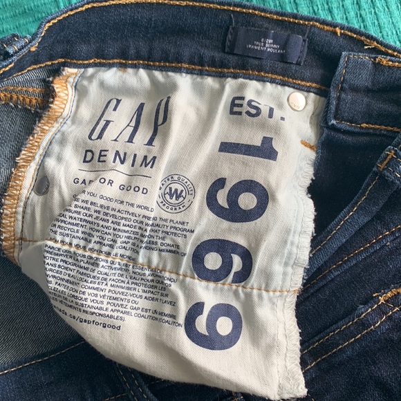 GAP | Women’s Mid Rise True Skinny Jeans Sz 28 (US 6) - Picture 4 of 4